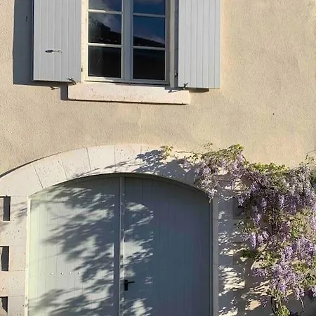 Maison De Bourg Charras, 11 Personnes, Piscine Hébergement de vacances Charras