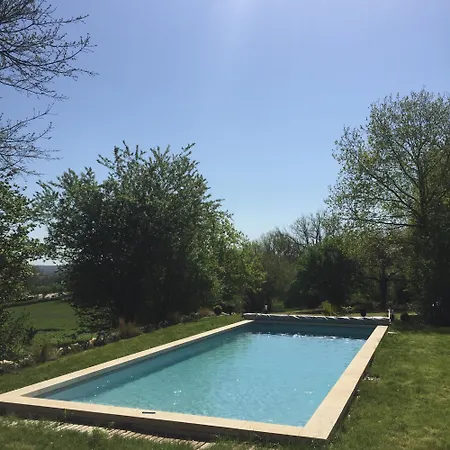 Maison De Bourg Charras, 11 Personnes, Piscine * Charras